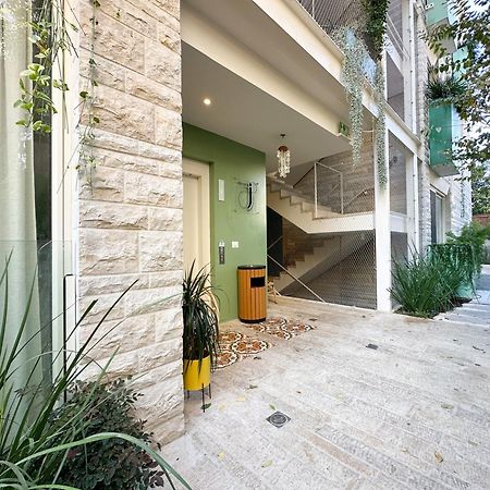 The J - Luxury Apartments By Localz Jerusalem Exterior photo
