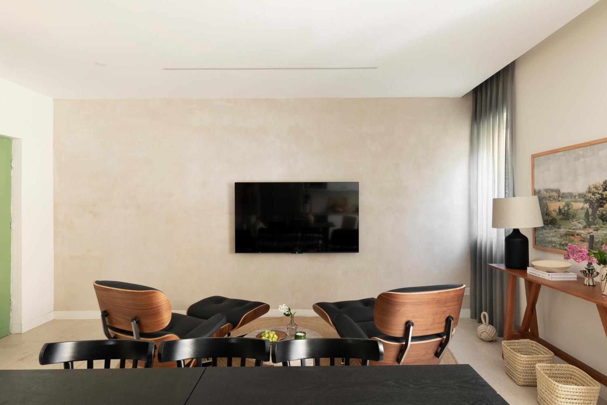 The J - Luxury Apartments By Localz Jerusalem Exterior photo