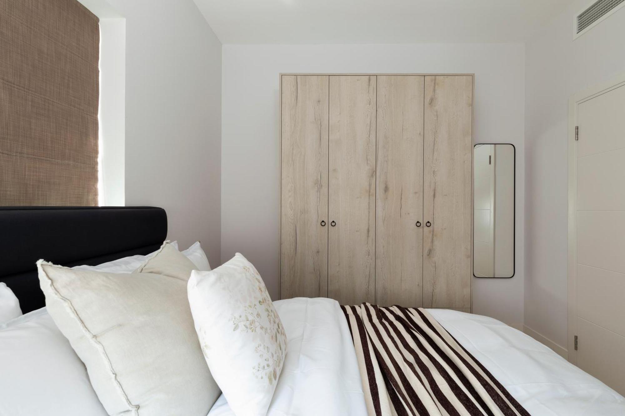 The J - Luxury Apartments By Localz Jerusalem Exterior photo