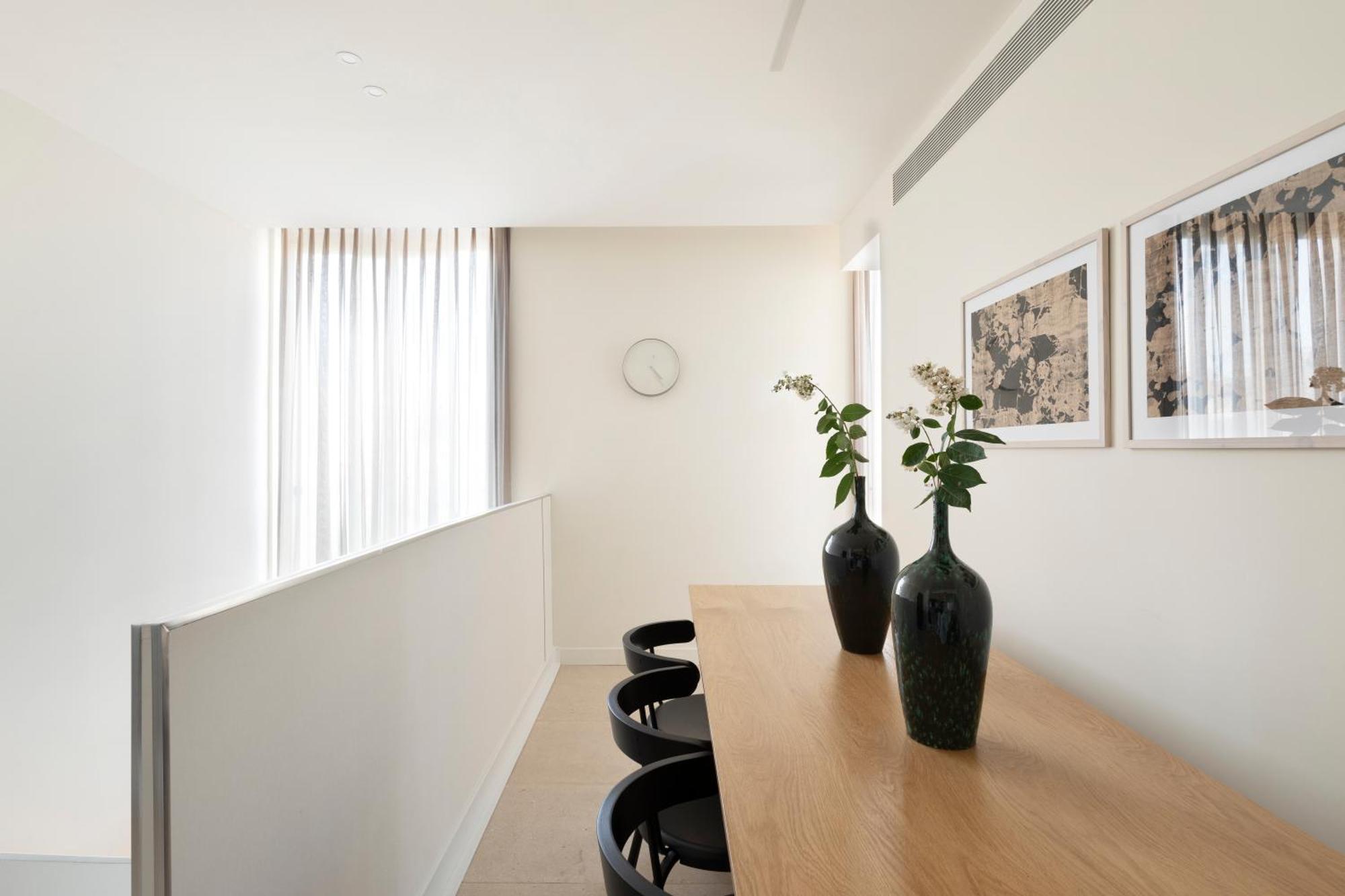 The J - Luxury Apartments By Localz Jerusalem Exterior photo