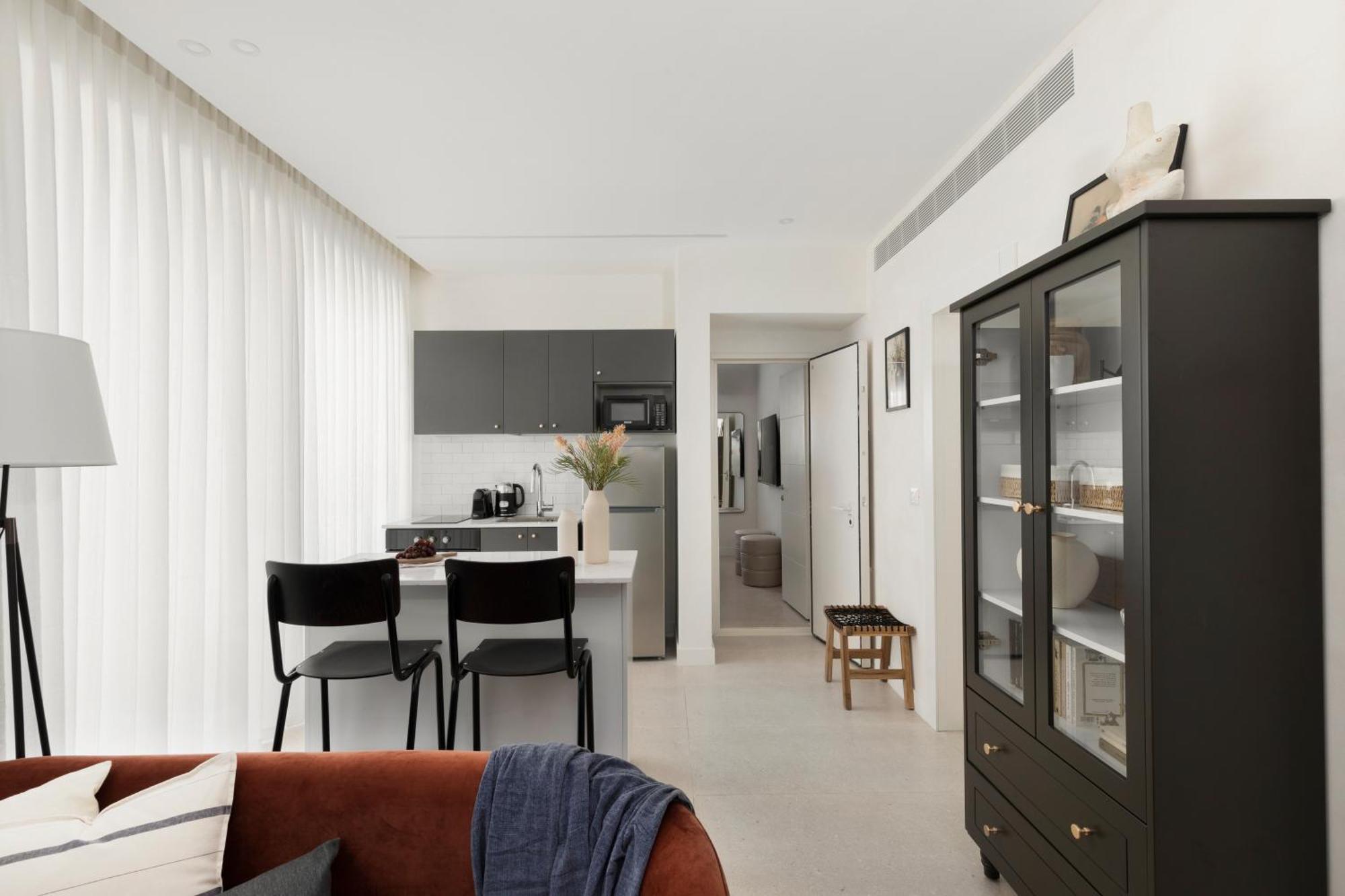 The J - Luxury Apartments By Localz Jerusalem Exterior photo